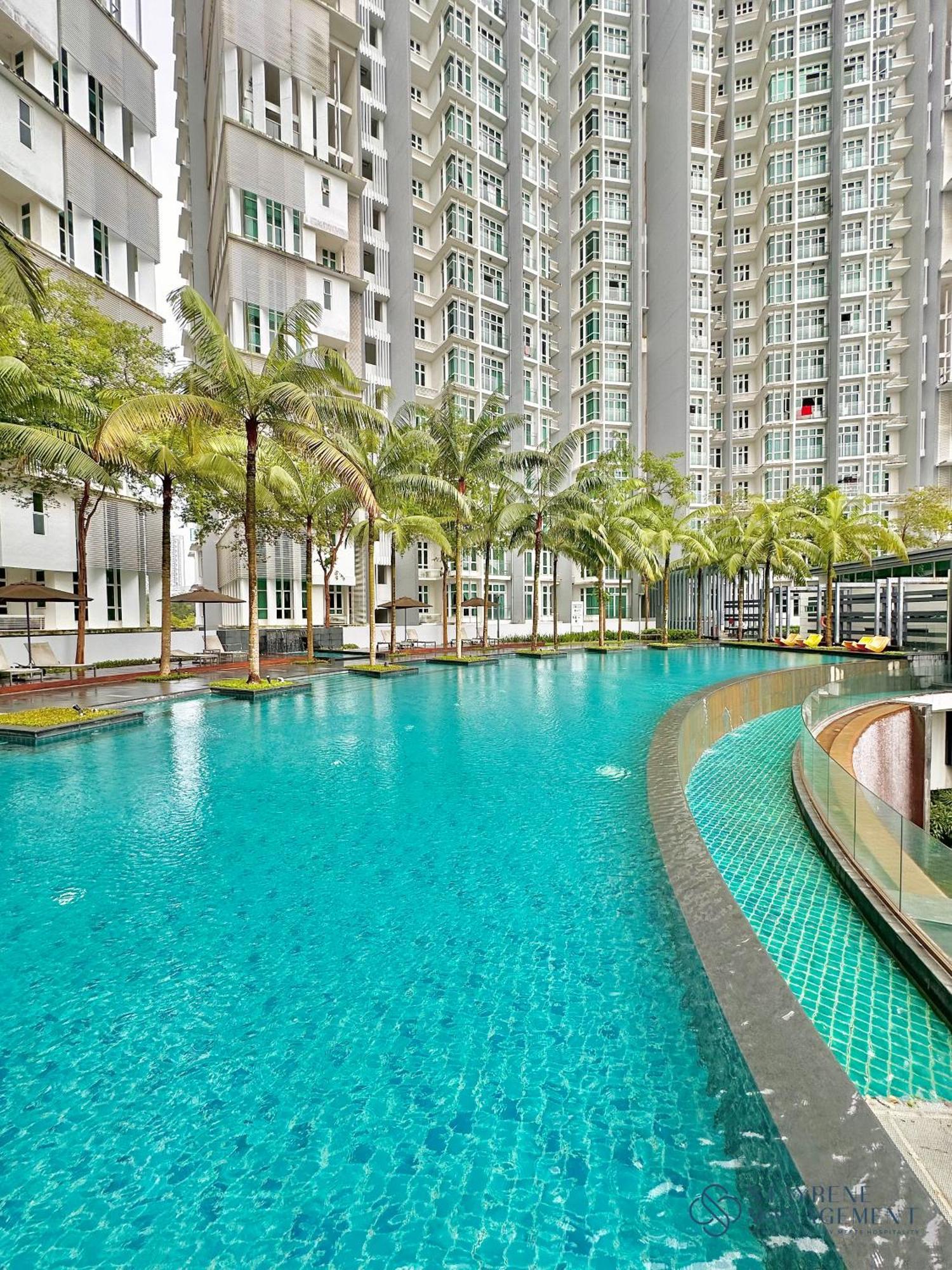Apartment 1 Medini Legoland By Stayrene