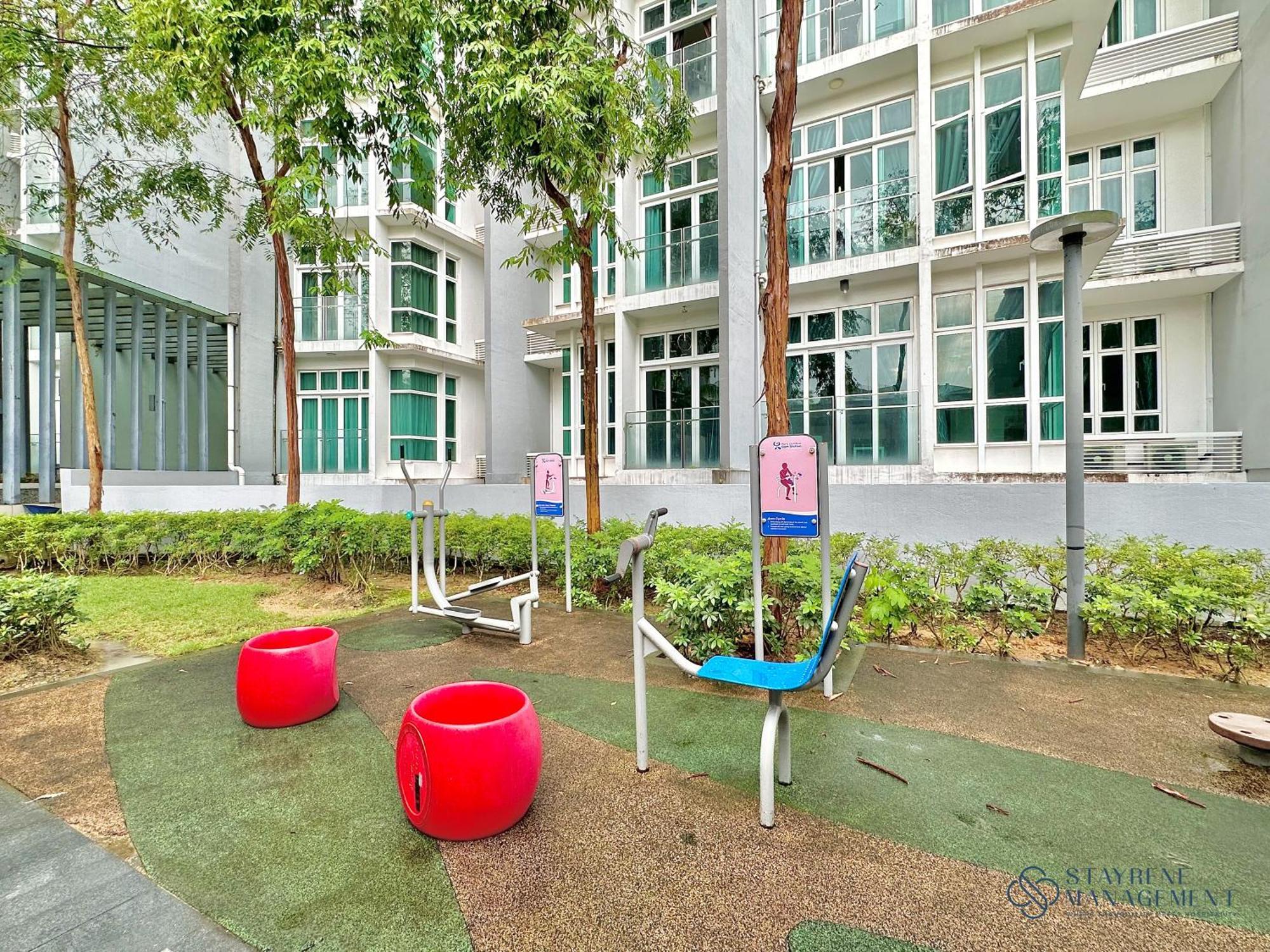 Apartment 1 Medini Legoland By Stayrene *