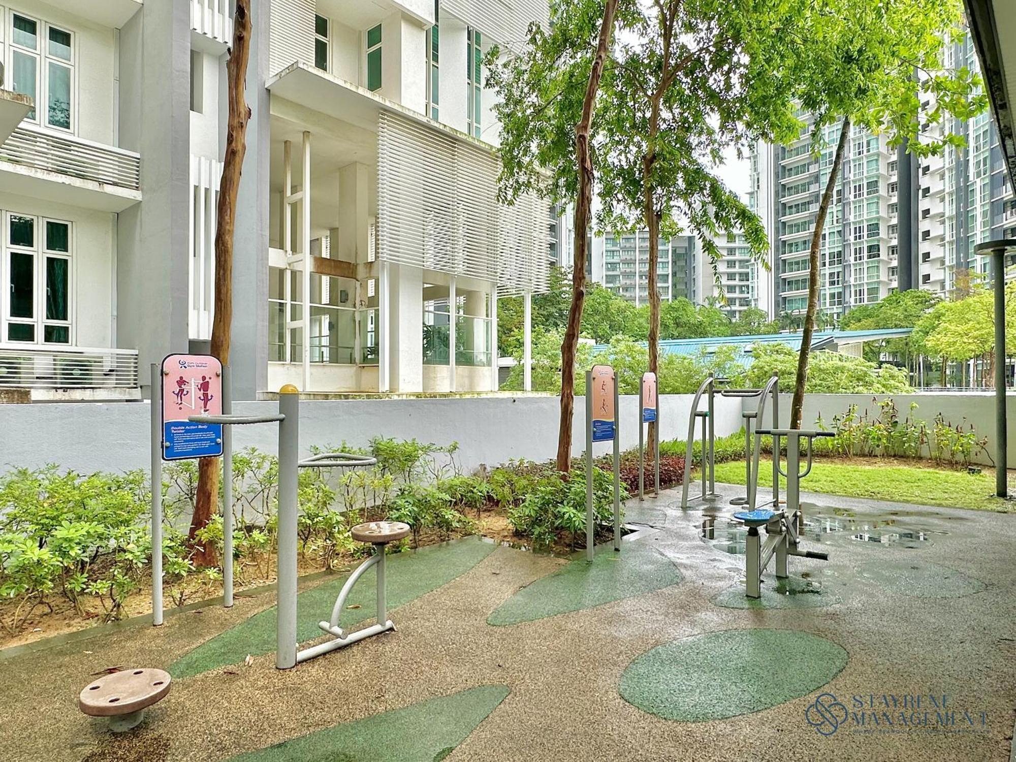 1 Medini Legoland By Stayrene Apartment